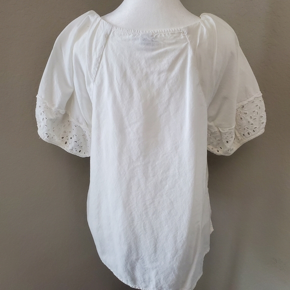 Old Navy White Blouse Size M - Picture 4 of 5
